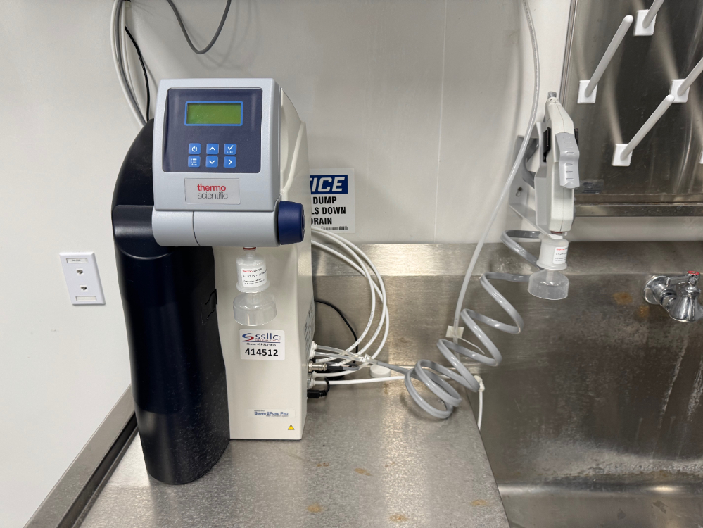 Image of Thermo Barnstead Smart2Pure Pro Lab Water Purification System